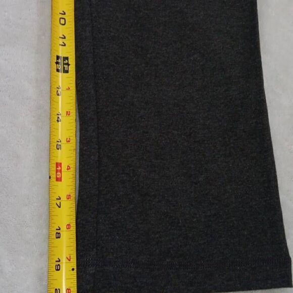 Danskin Sleek Fit NWT Cropped Workout Pants Women's Size Medium Charcoal Grey - Picture 5 of 7